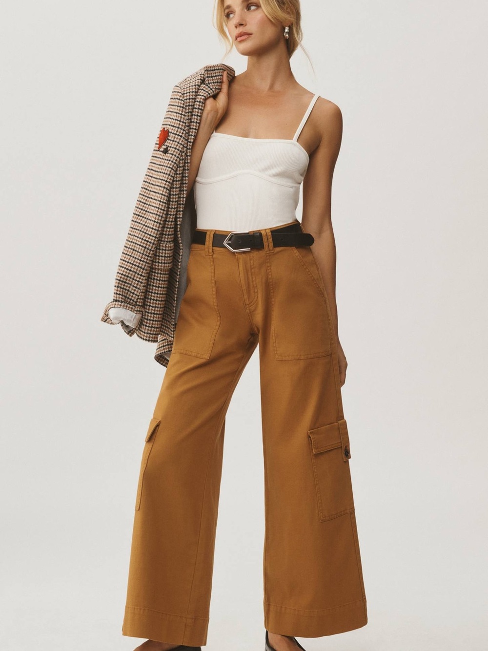 Pilcro Wide-Leg Cargo Pants in Chestnut Brown - SZ 28